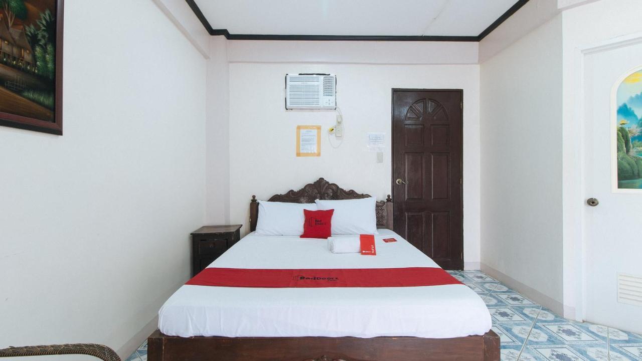 Reddoorz @ Seasun Beach Resort And Hotel Zambales Santa Cruz  Bagian luar foto